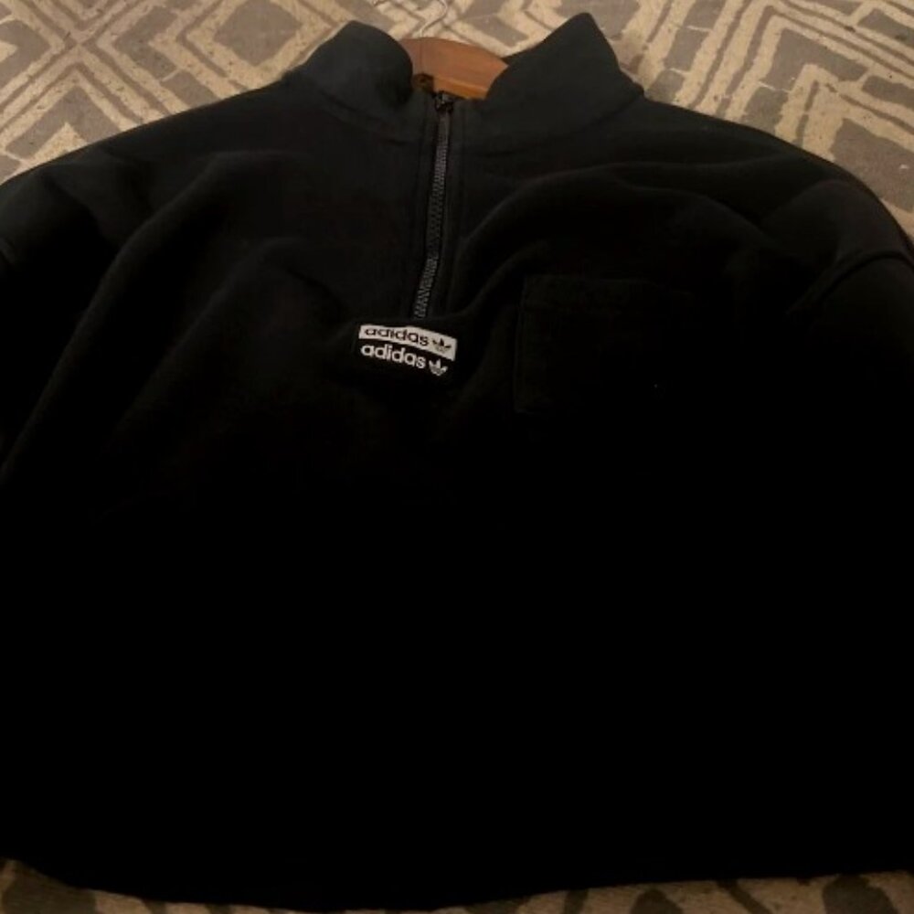 Large- Black Adidas cropped sweater